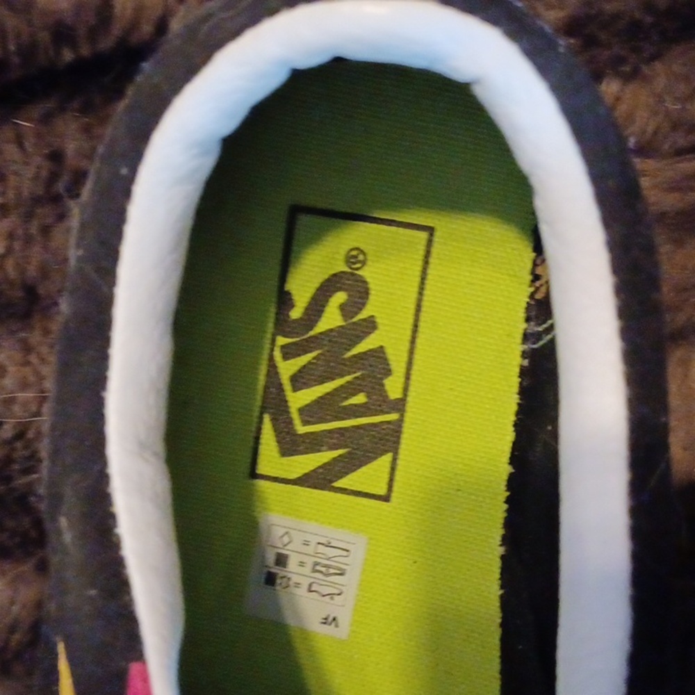 Vans old skool. Like new. Worn once. Womens size 9 mens size 7.5. No box. - Picture 6 of 7